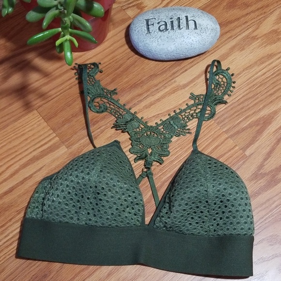 Daisy Fuentes Other - Daisy Fuentes bralette med nwot